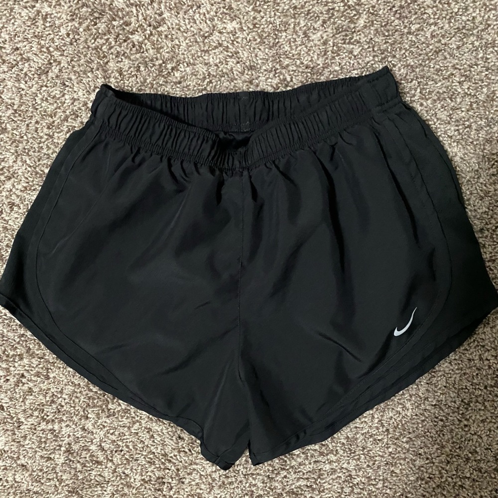 Women’s Nike Tempo Shorts